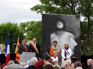2019 05 11 BOLLENE HOMMAGE AU COMMANDANT DENOIX DE SAINT MARC (2)